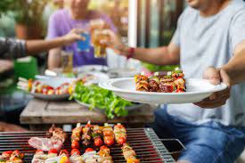 Hosting the Ultimate Backyard BBQ Party